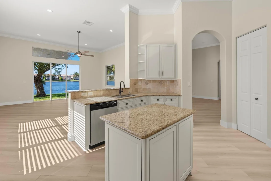 Photo of 1370 Beacon Circle