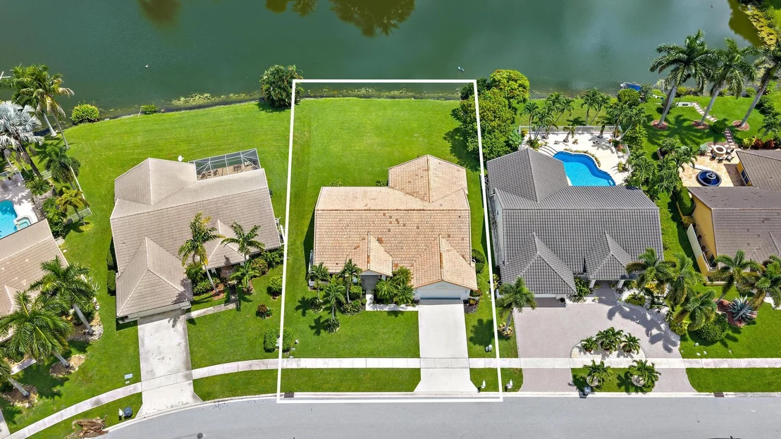 Photo of 6857 BLUE BAY Circle