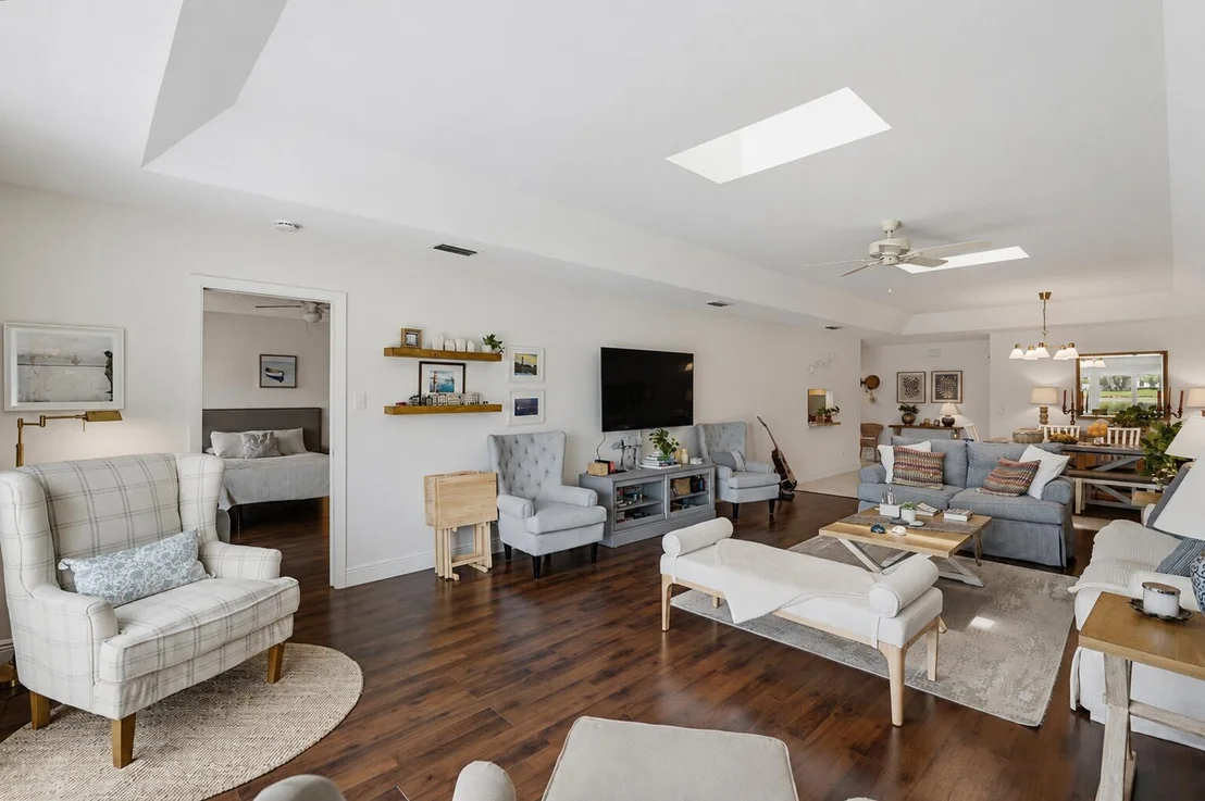 Photo of 9123 PINE SPRINGS Drive