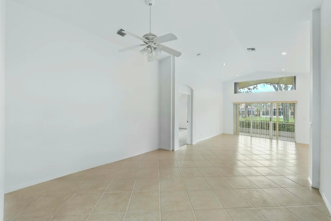 Photo of 7130 Catania Drive