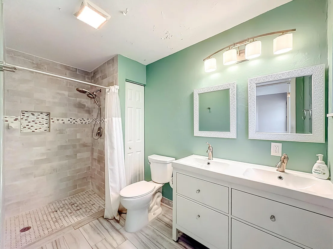 Photo of 262 Gulfstream Boulevard