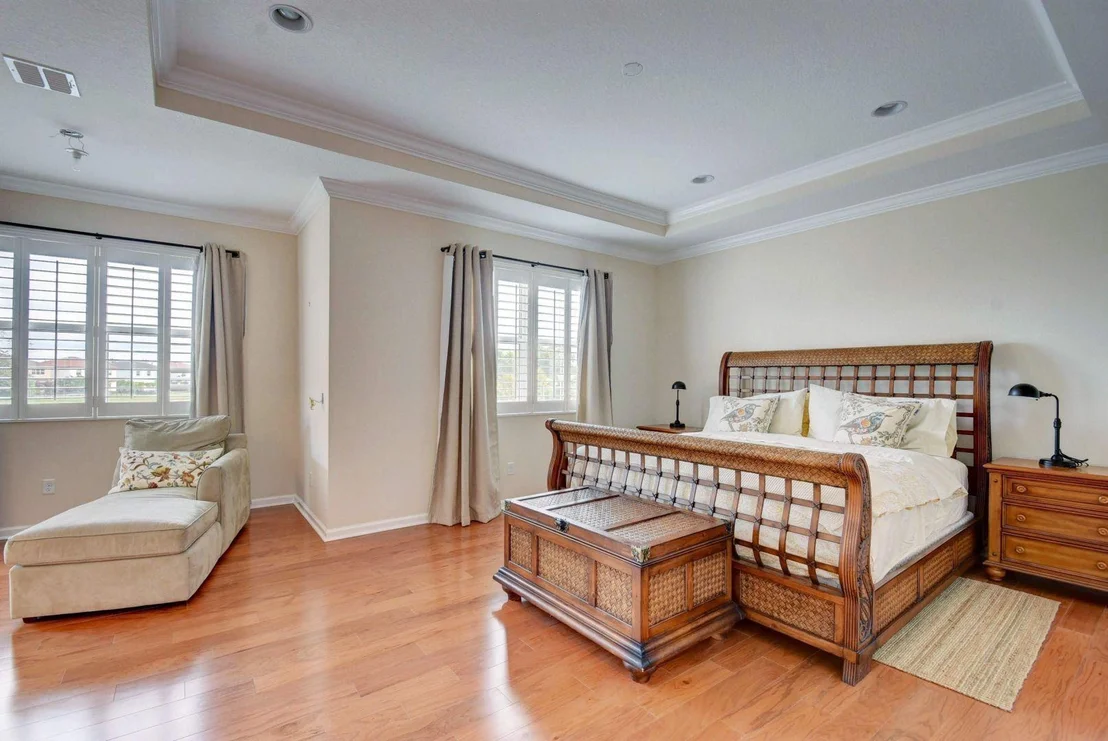 Photo of 9536 Phipps Lane