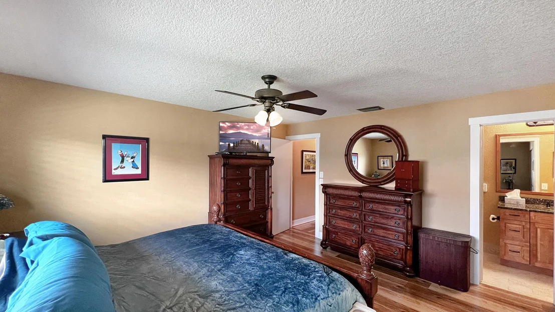 Photo of 6168 Overland Place