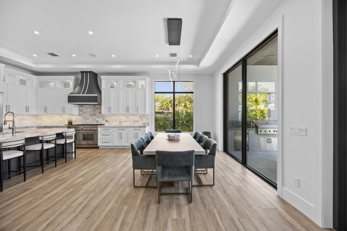 Photo of 736 Lagoon Drive