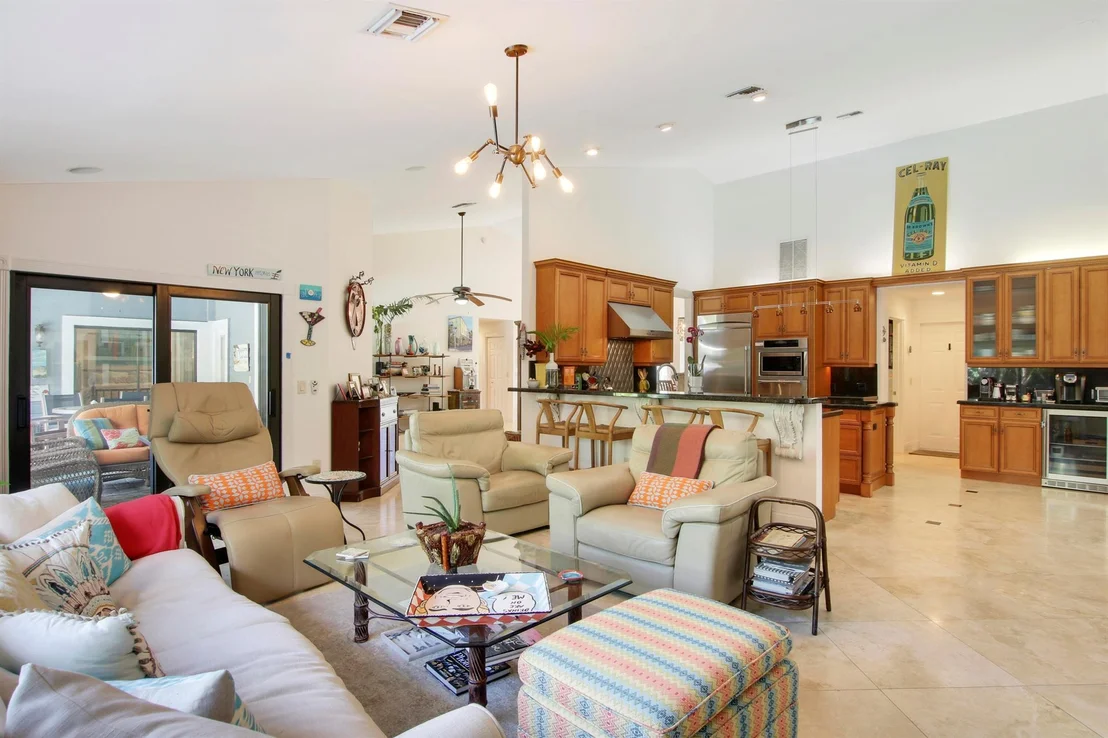 Photo of 18290 SE Ridgeview Drive