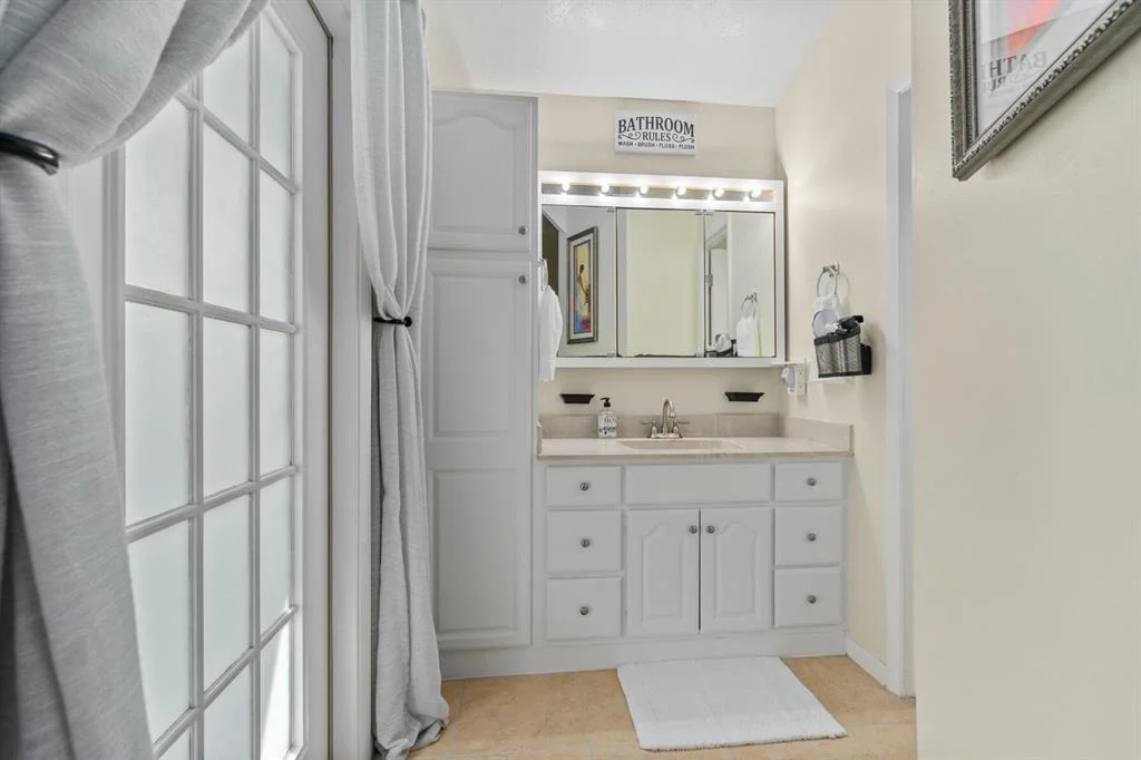 Photo of 5812 Raintree Trail