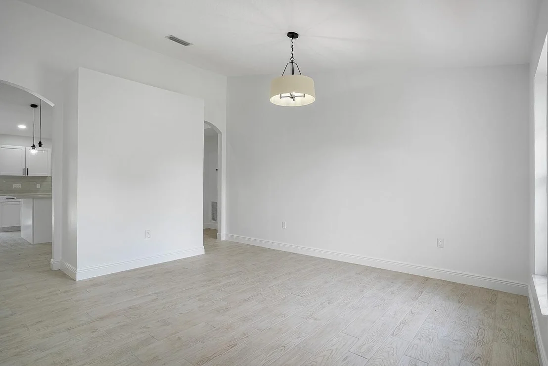 Photo of 673 Cavern Terrace