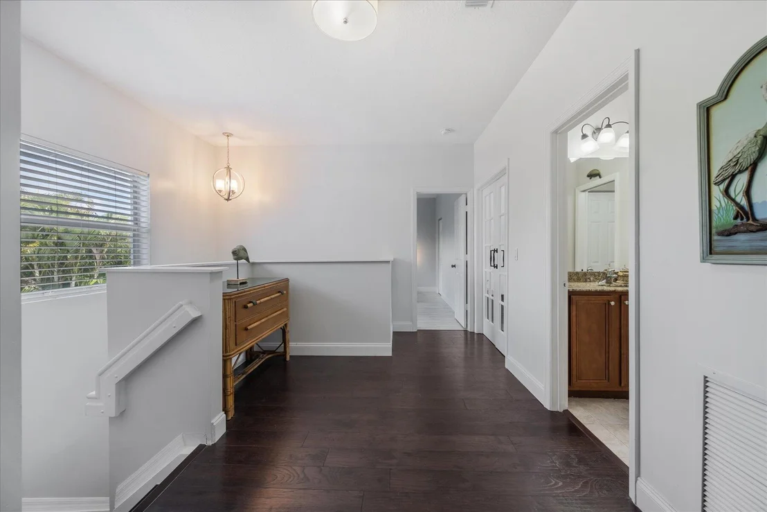 Photo of 938 Marlin Drive