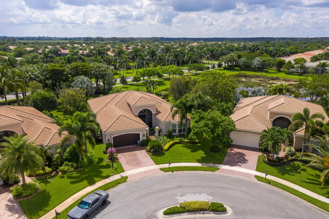 Photo of 10504 Whitewind Circle
