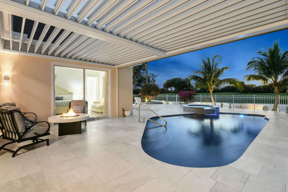 Photo of 196 Barbados Drive