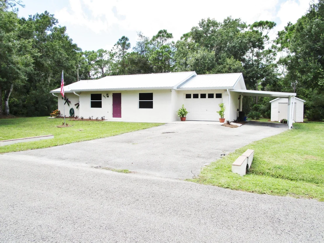 Photo of 541 SE 35th Terrace