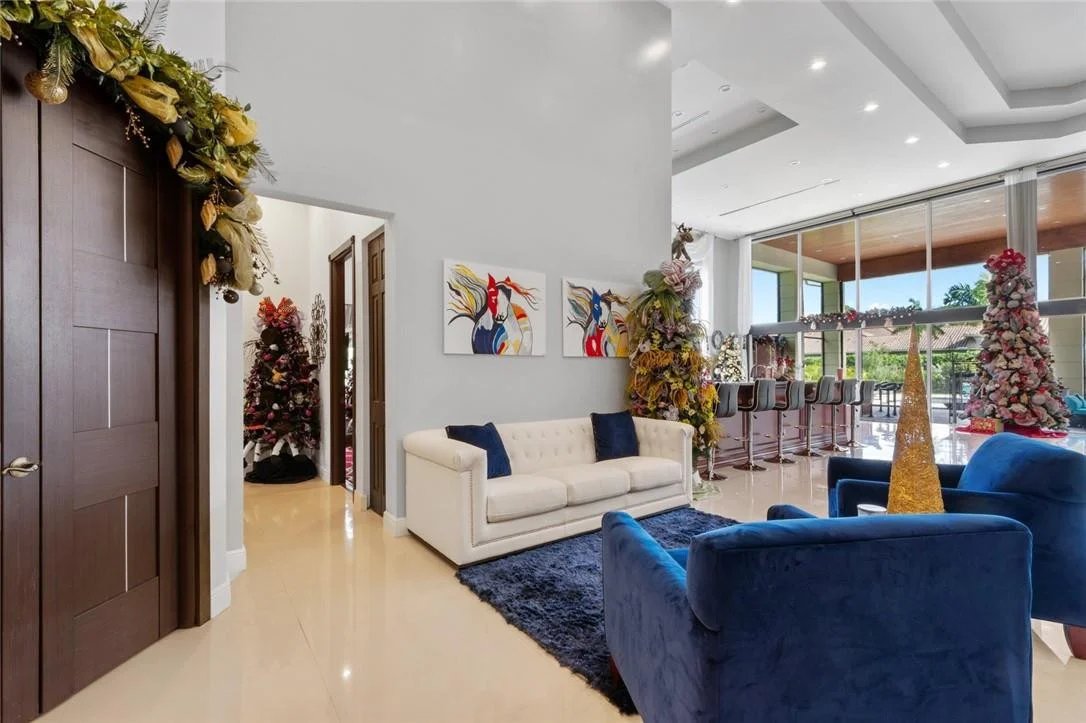 Photo of 6306 NW 66th Way