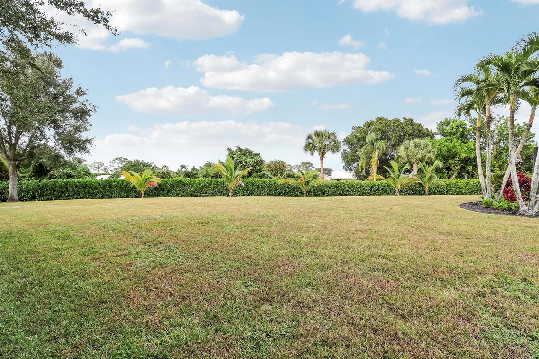 Photo of 109 SE Turtle Creek Drive