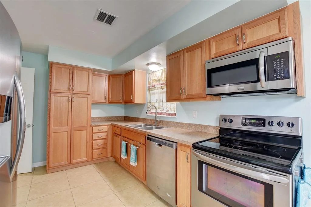 Photo of 845 Harth Drive