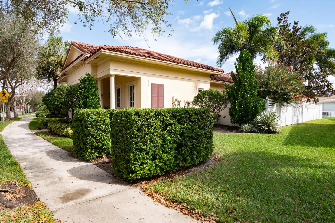 Photo of 311 Ennis Lane