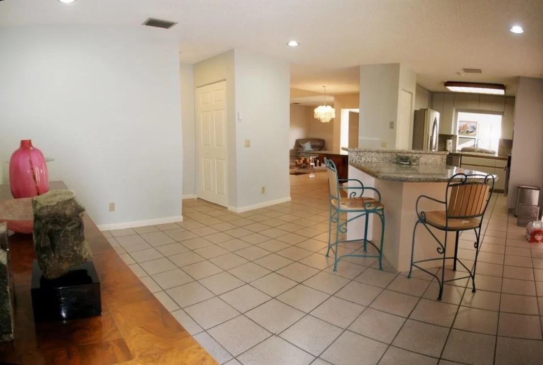 Photo of 2280 Columbia