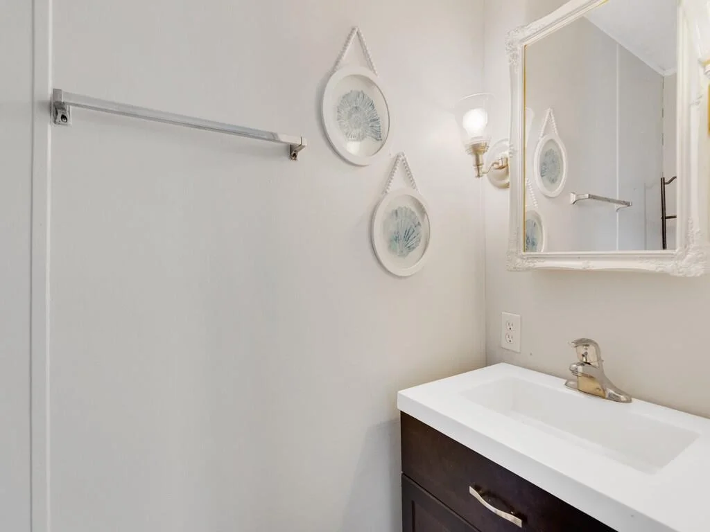 Photo of 1033 Oriole Circle