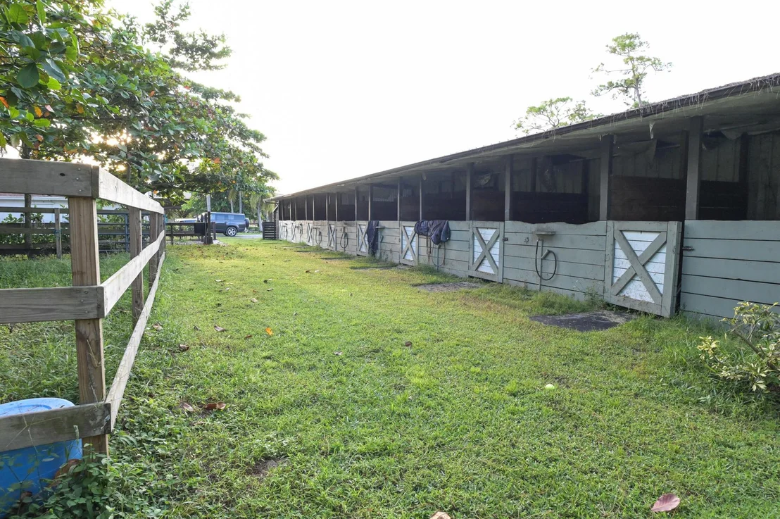 Photo of 2868 A Road