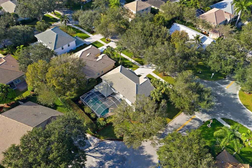 Photo of 1071 Egret Circle N