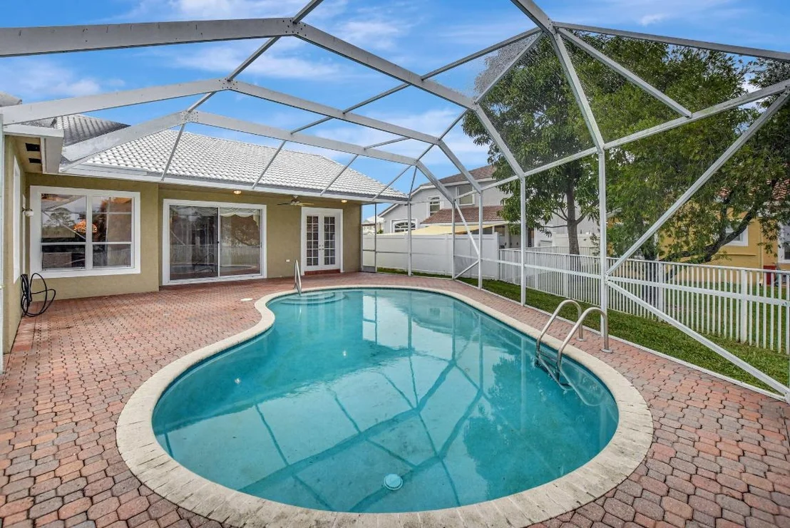 Photo of 18570 Serena Pointe Lane