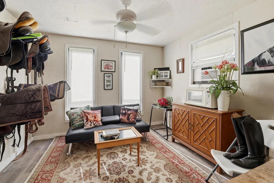 Photo of 14095 BIDDEX Road