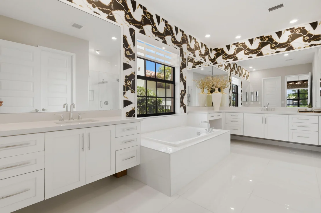 Photo of 10271 Peninsula Place