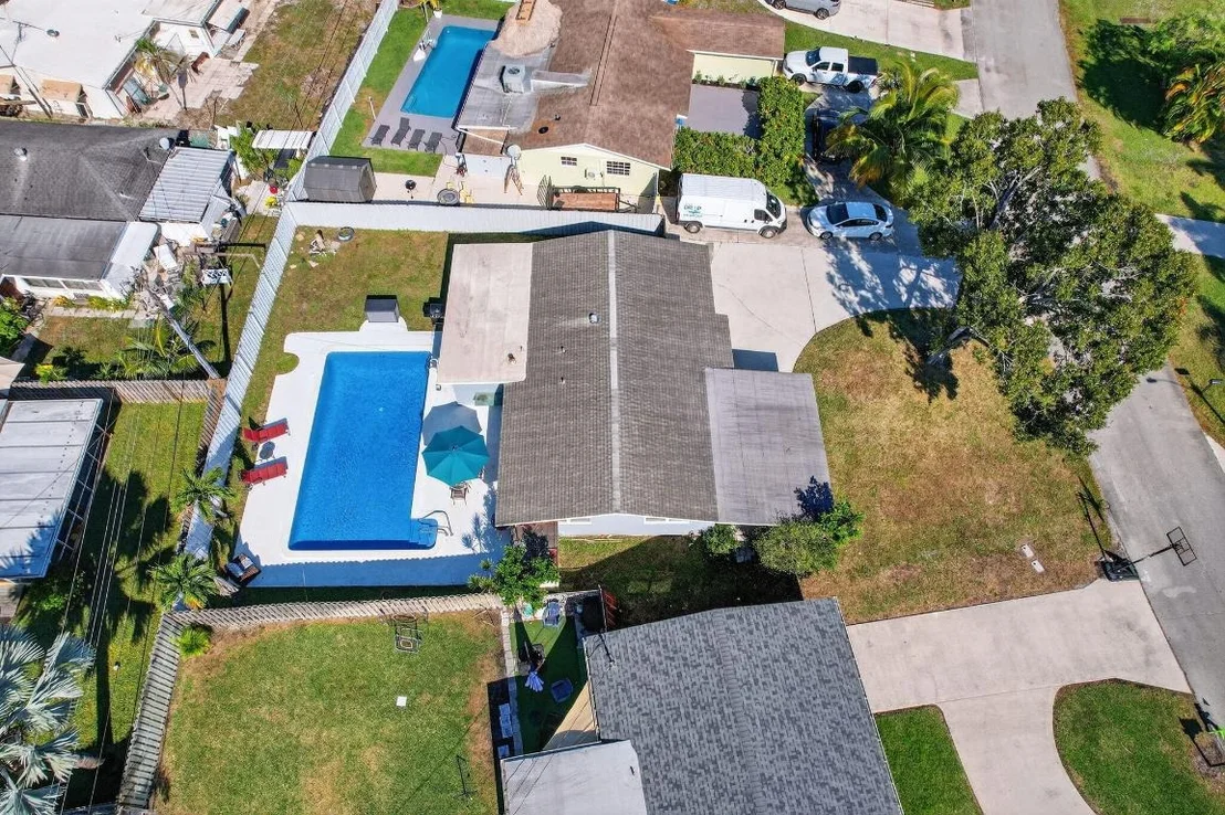 Photo of 511 Iris Avenue
