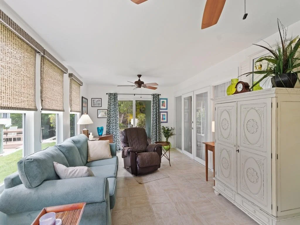 Photo of 285 Live Oak Drive
