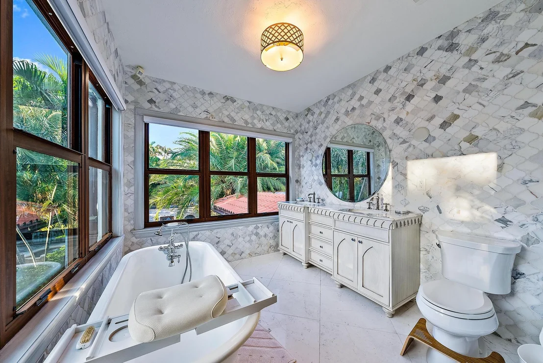 Photo of 205 Monroe Drive