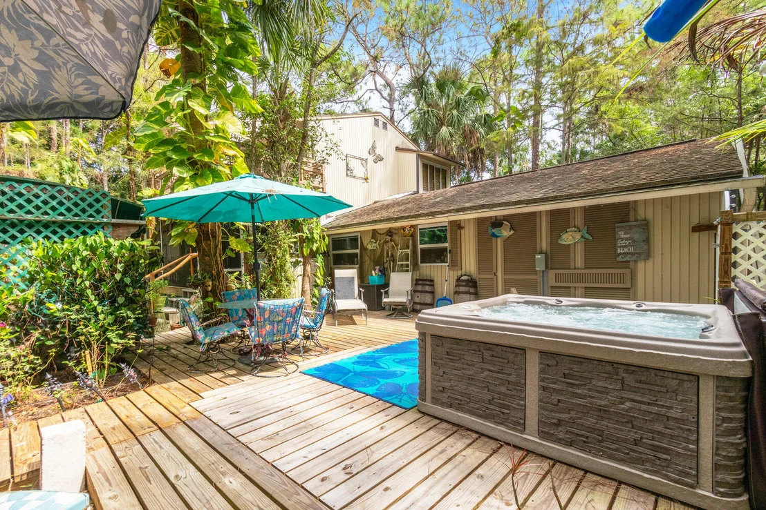 Photo of 16550 96th Terrace N