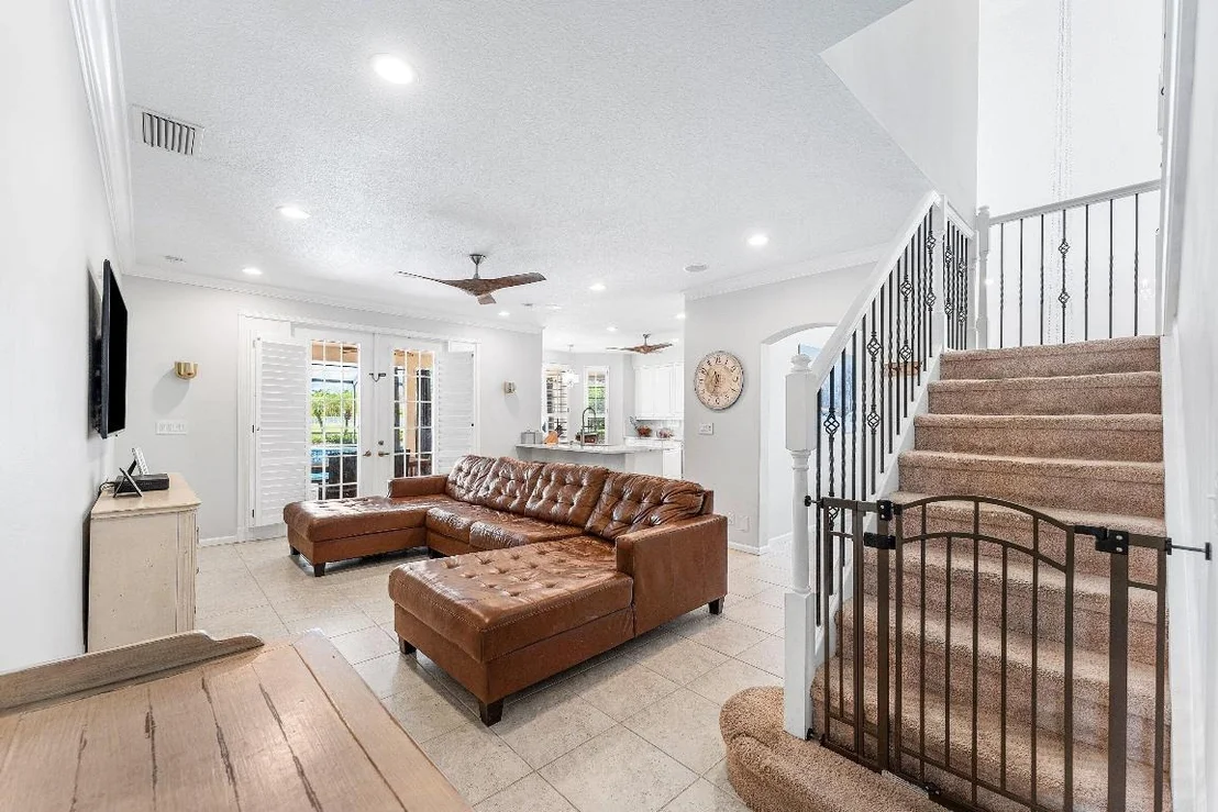 Photo of 6092 Indian Forest Circle
