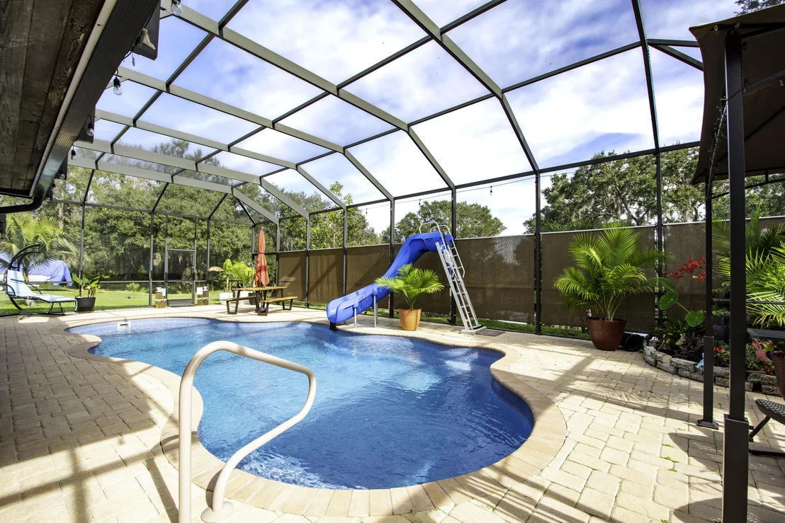 Photo of 1332 N Oak Ridge Drive