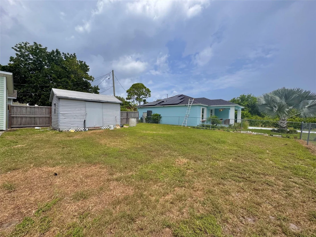 Photo of 5359 SE Dell Street