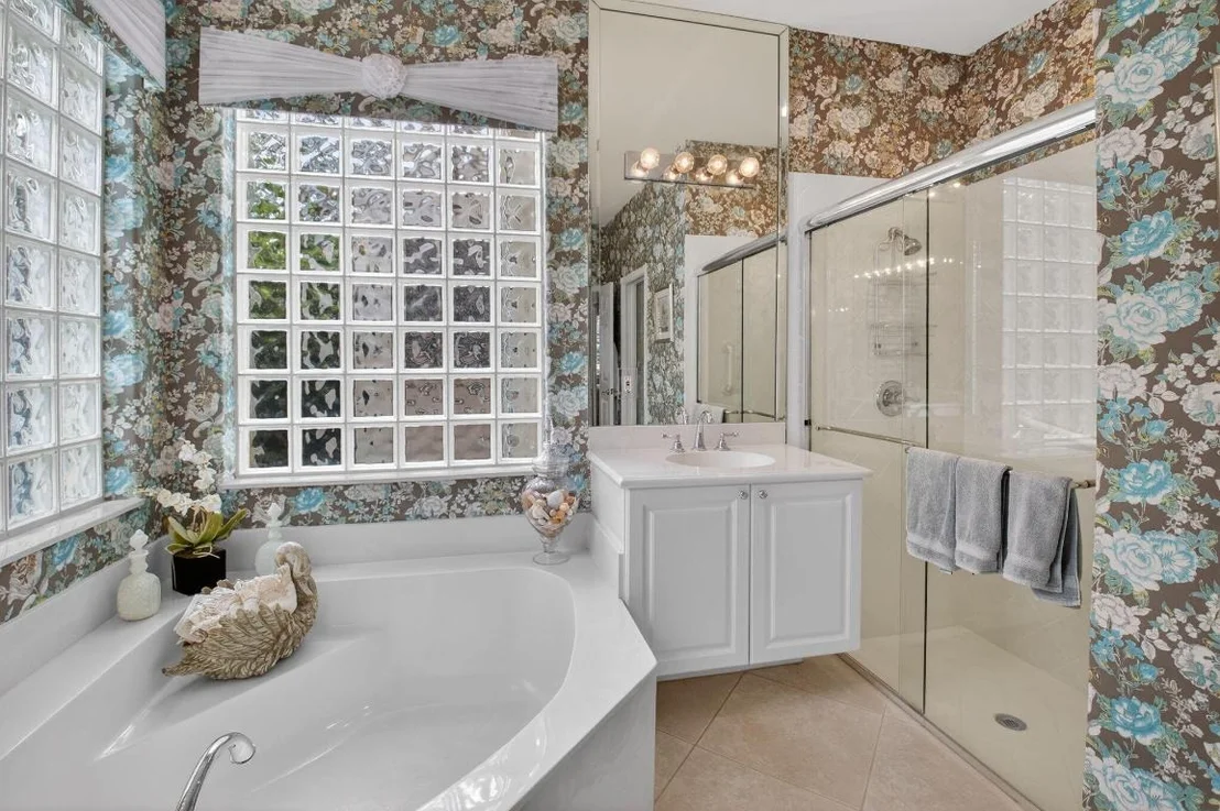 Photo of 7237 Morocca Lake Drive