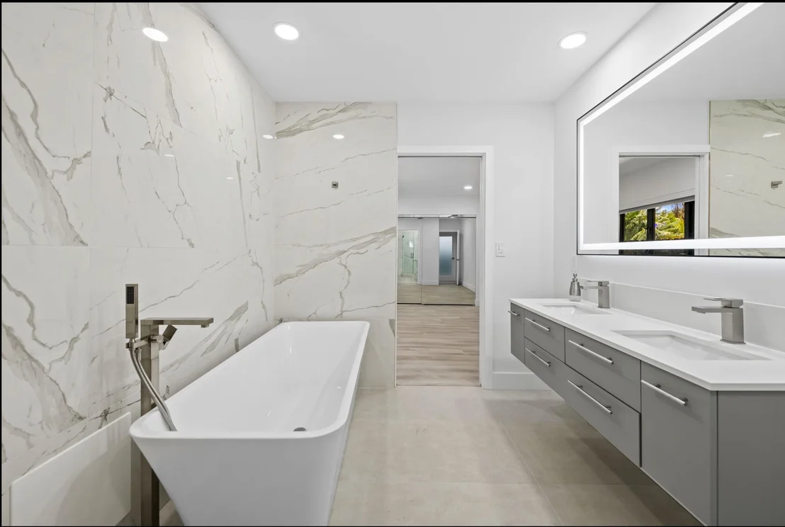 Photo of 2811 NE 53rd Court