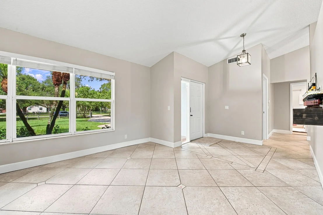 Photo of 16644 122nd Drive N
