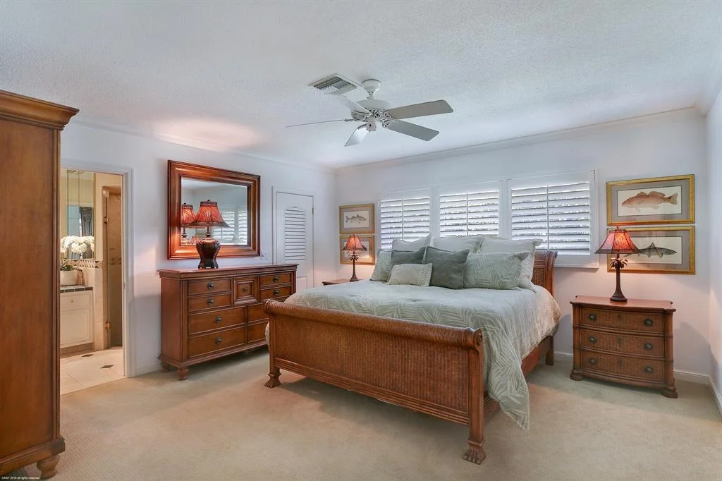 Photo of 921 Hickory Terrace