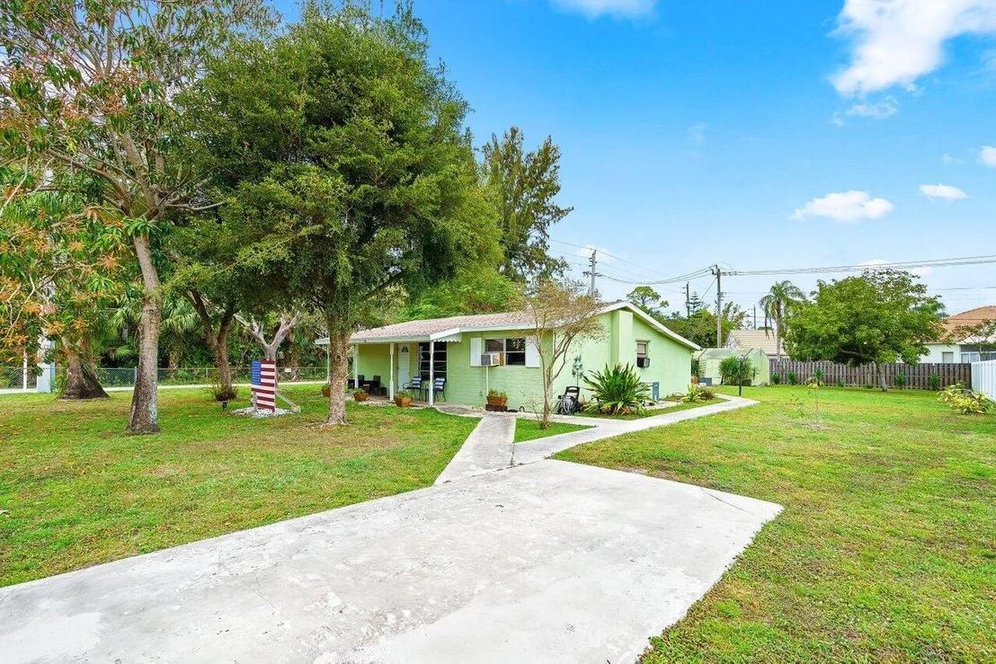 Photo of 8200 Sunup Trail