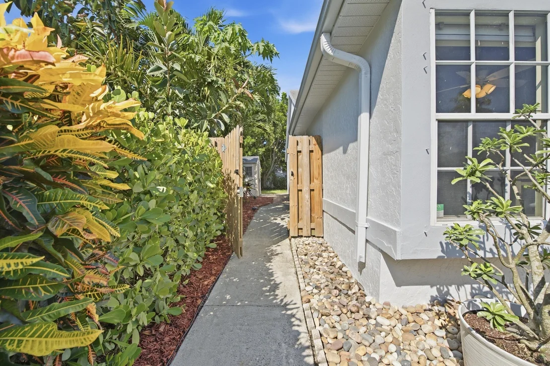 Photo of 14 HEATHER TRACE Drive