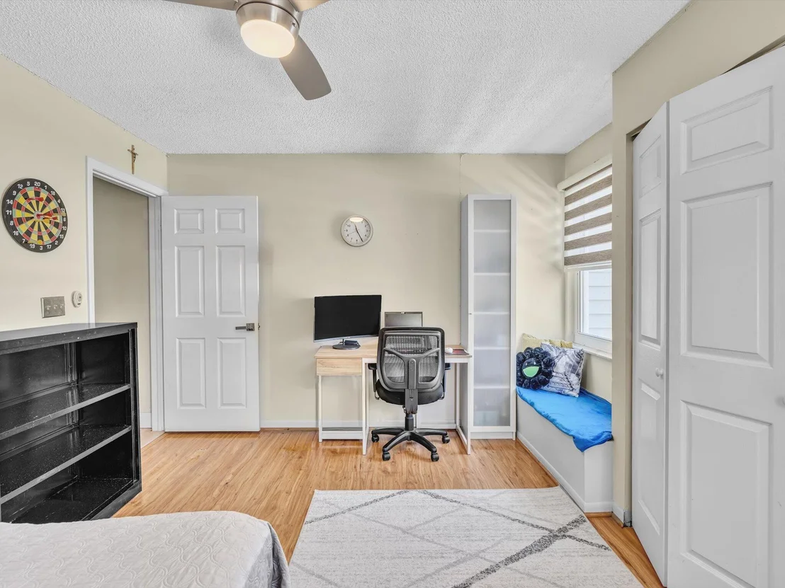 Photo of 8 Hawthorne Lane