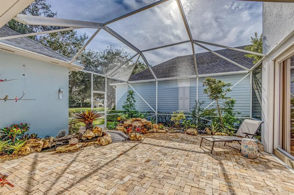 Photo of 185 Barbados Drive
