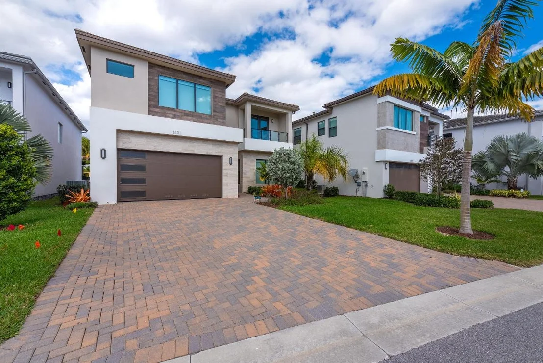 Photo of 8131 Laurel Falls Drive