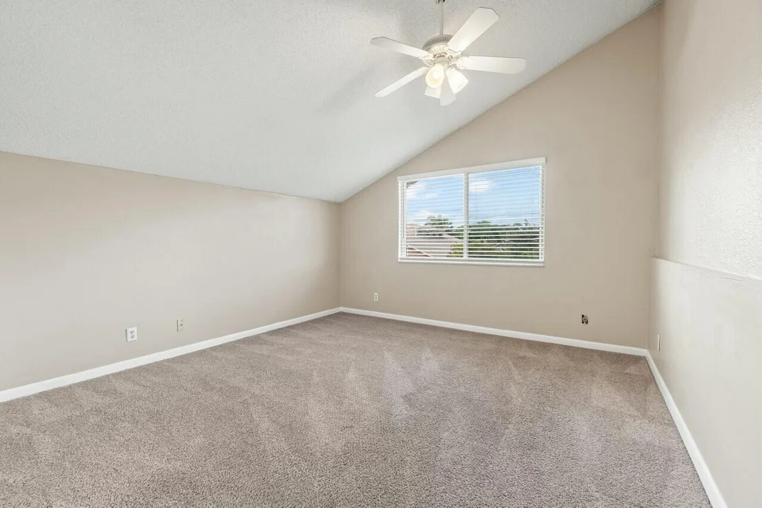 Photo of 262 Maplecrest Circle