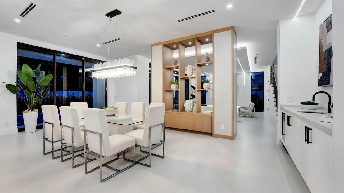 Photo of 812 Malaga Drive