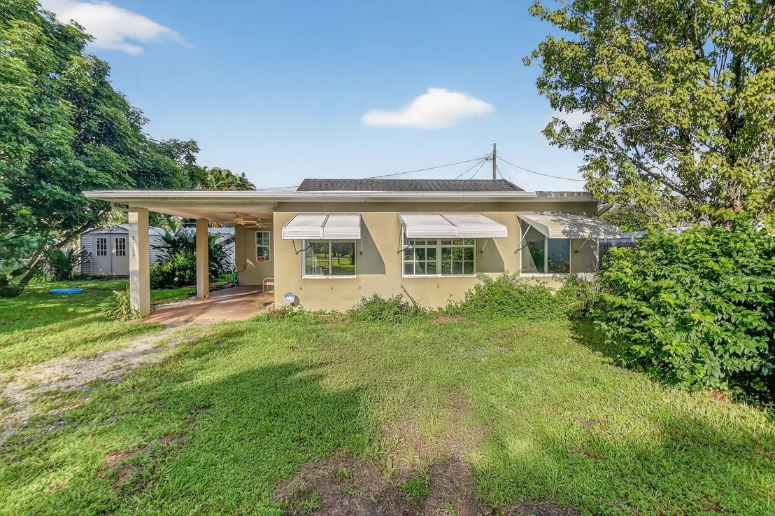 Photo of 3582 Davis Road