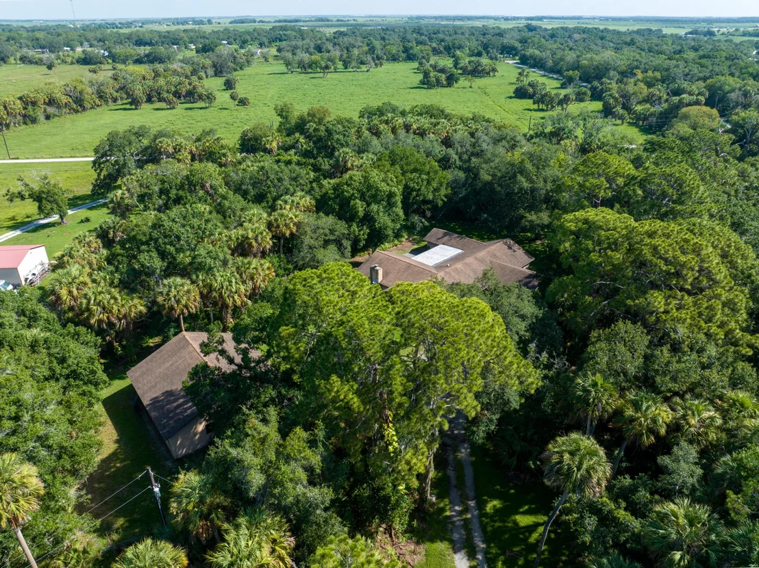 Photo of 13500 NW 2nd Avenue