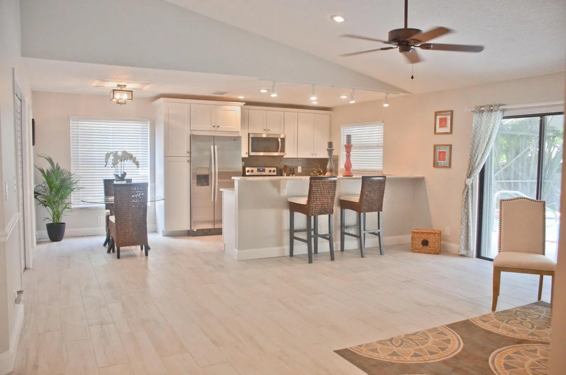 Photo of 6053 Foster Street