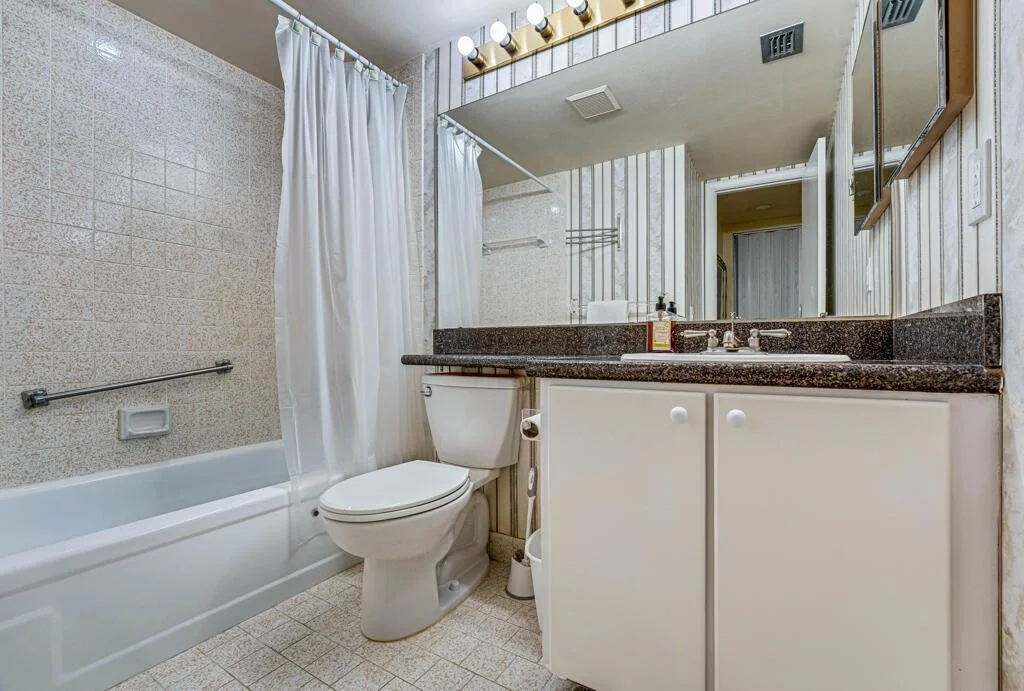 Photo of Unit C2 at 202 Pine Hov C2 Circle