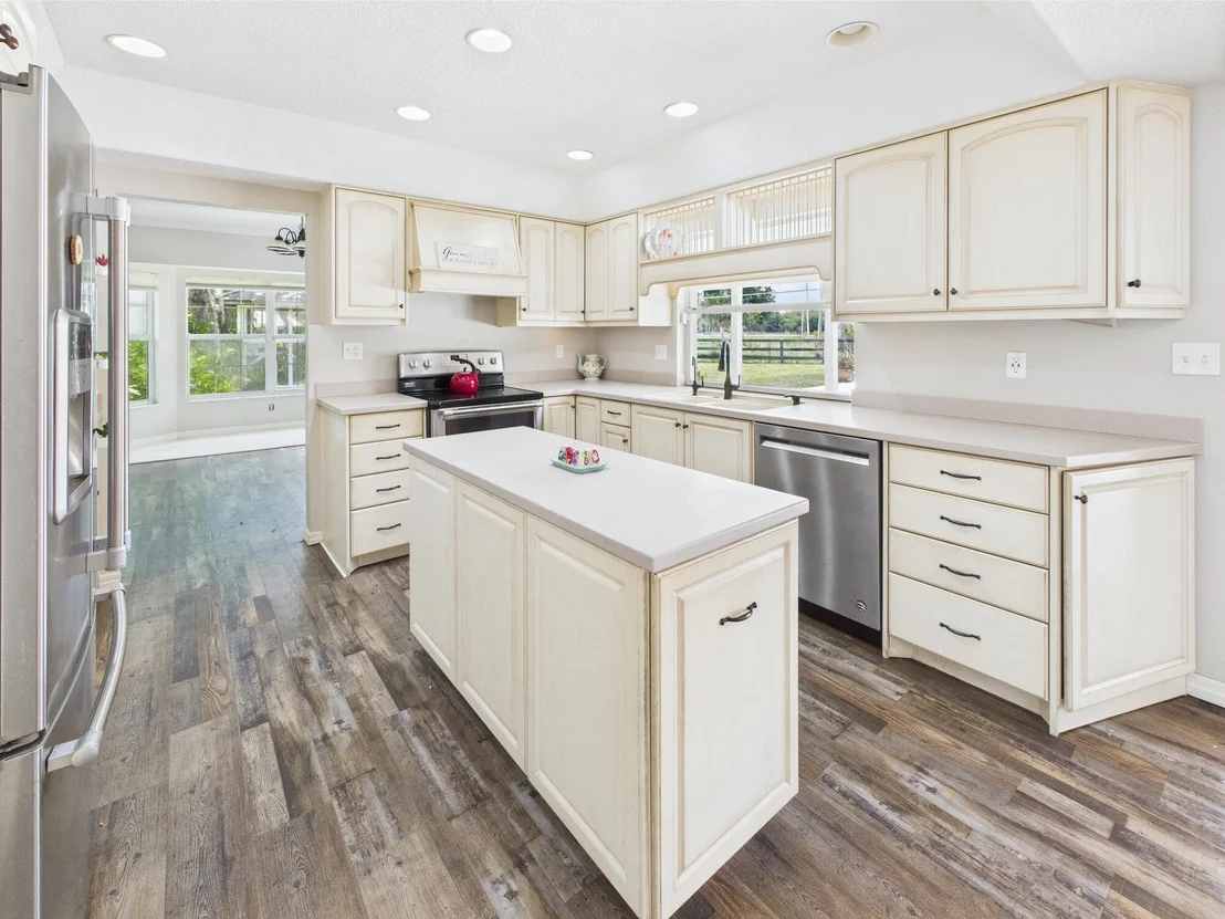Photo of 2045 SW 18th Lane