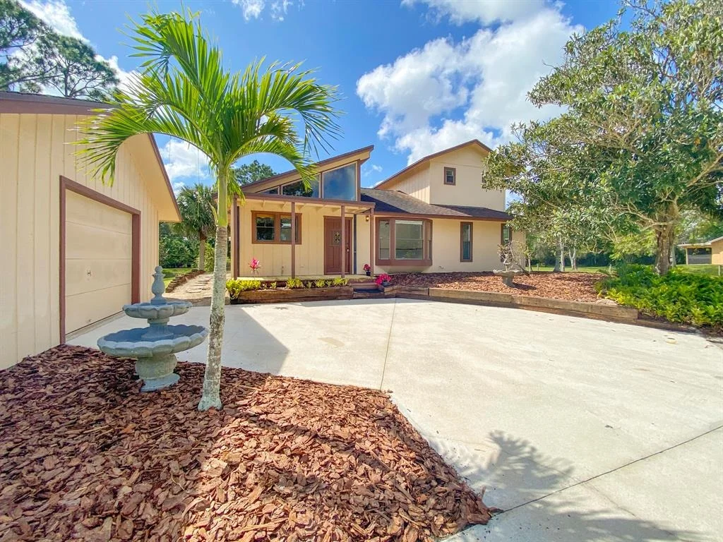 Photo of 10380 151st Lane N